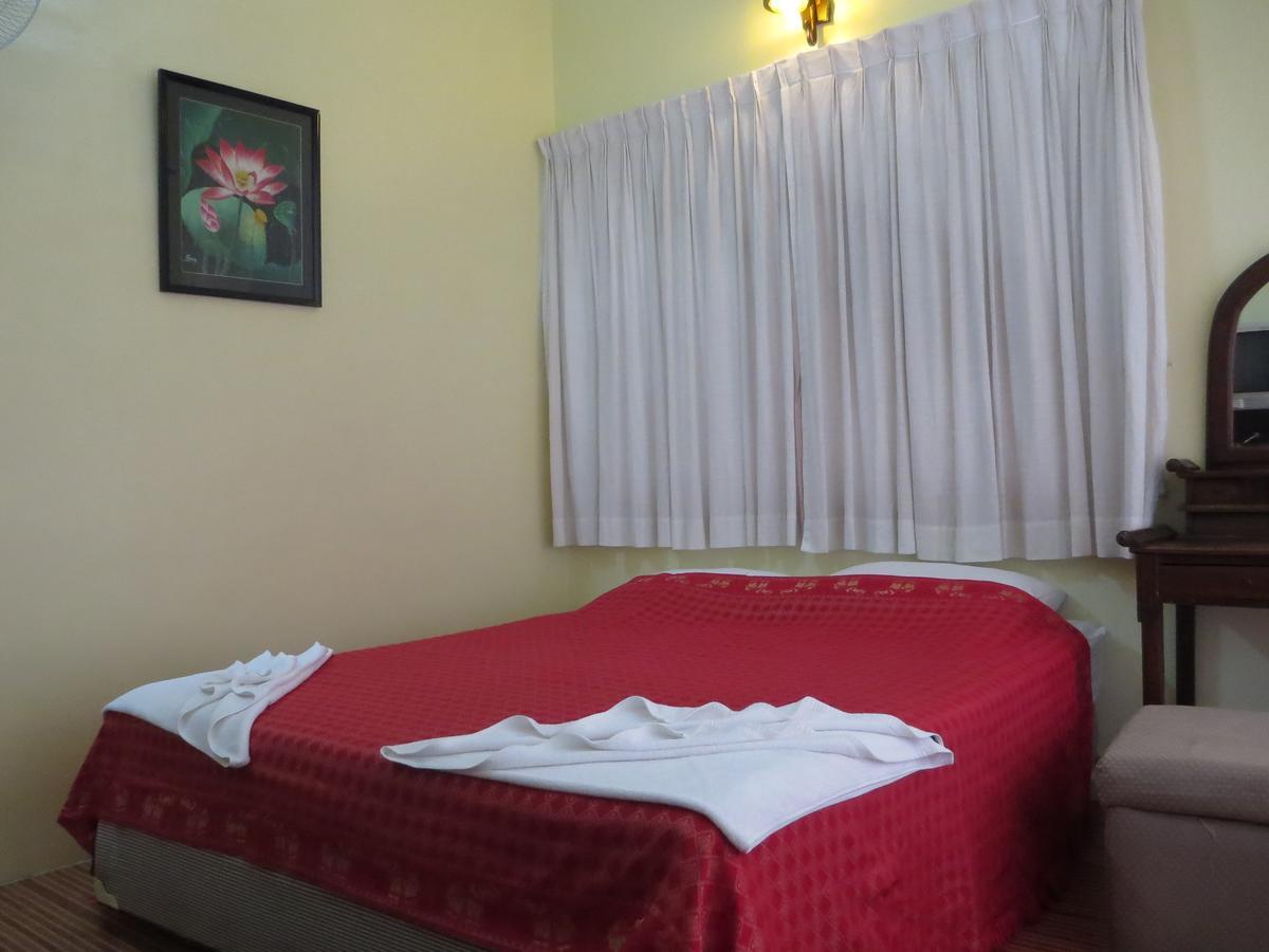 Goldie Guesthouse Phnom Penh Exterior foto