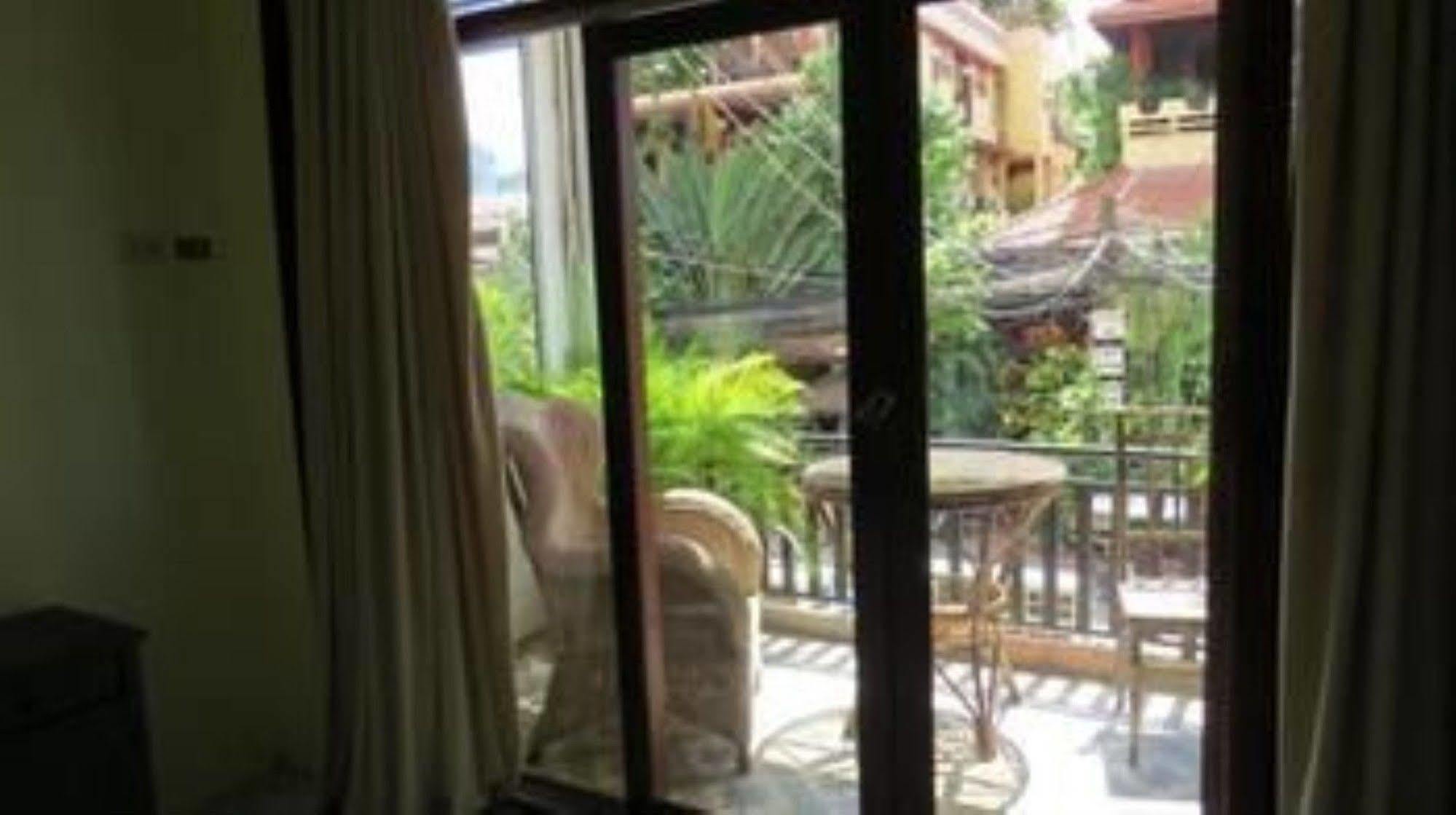Goldie Guesthouse Phnom Penh Exterior foto