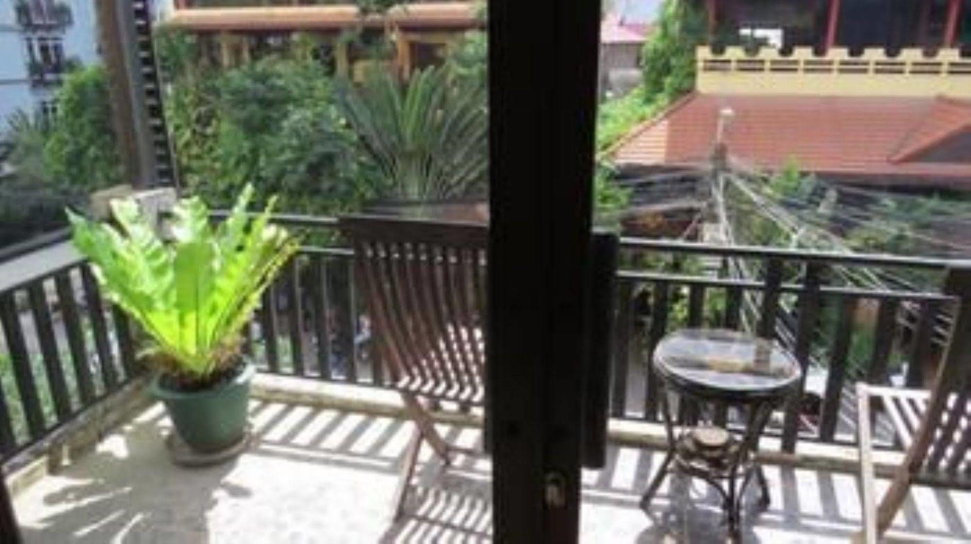 Goldie Guesthouse Phnom Penh Exterior foto